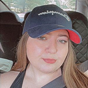 Meet your Posher, Abby